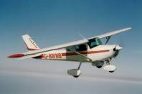 Product picture Cessna 152 Operating Handbook & Flight Manual